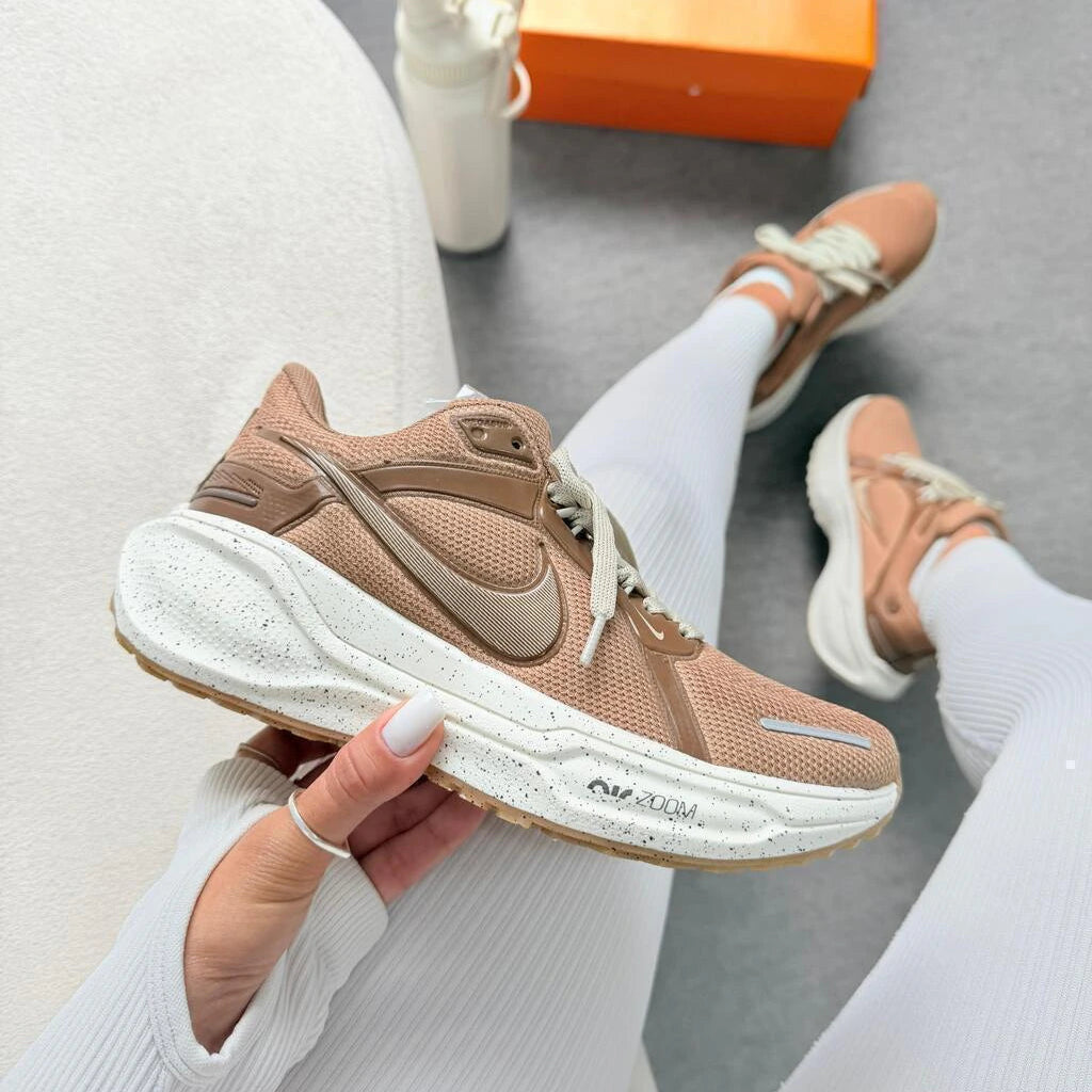 NIKE ZOOM PEGASUS 41 - MARROM